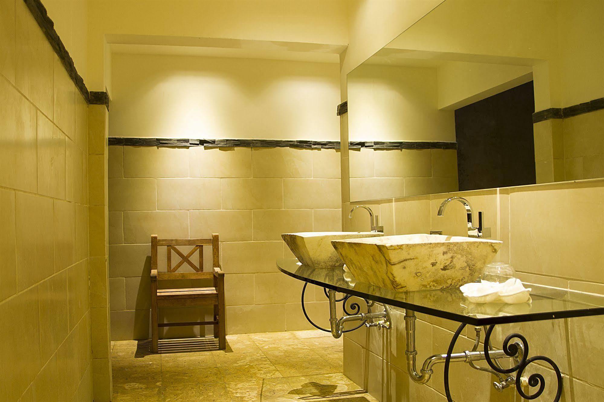 Hotel Estrada غرناطة المظهر الخارجي الصورة