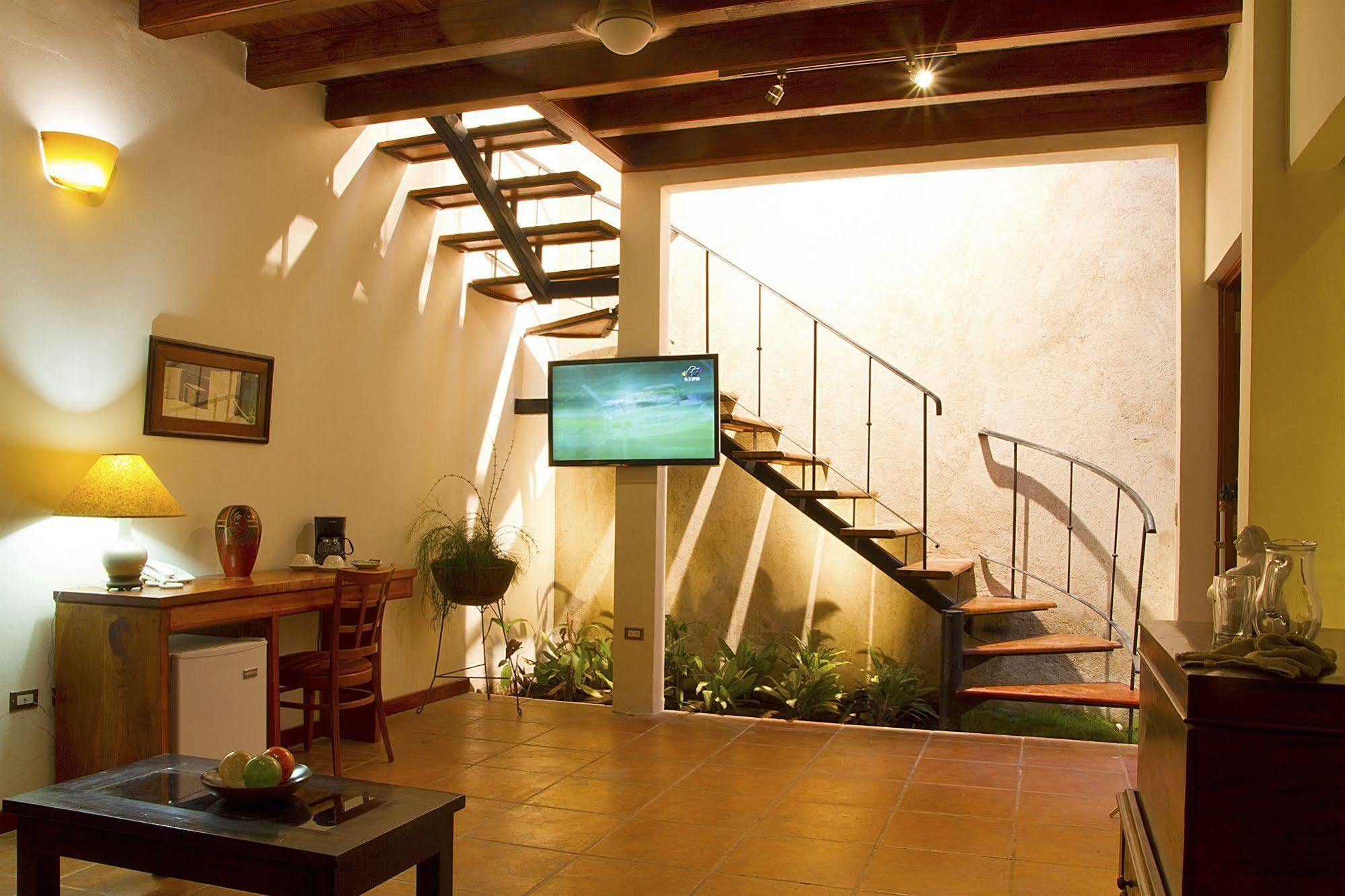 Hotel Estrada غرناطة المظهر الخارجي الصورة